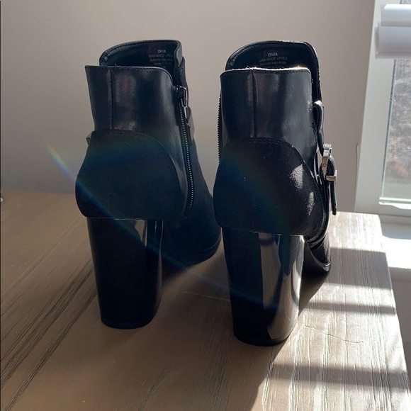 Booties - Picture 4 of 5